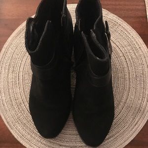 black sonoma boots